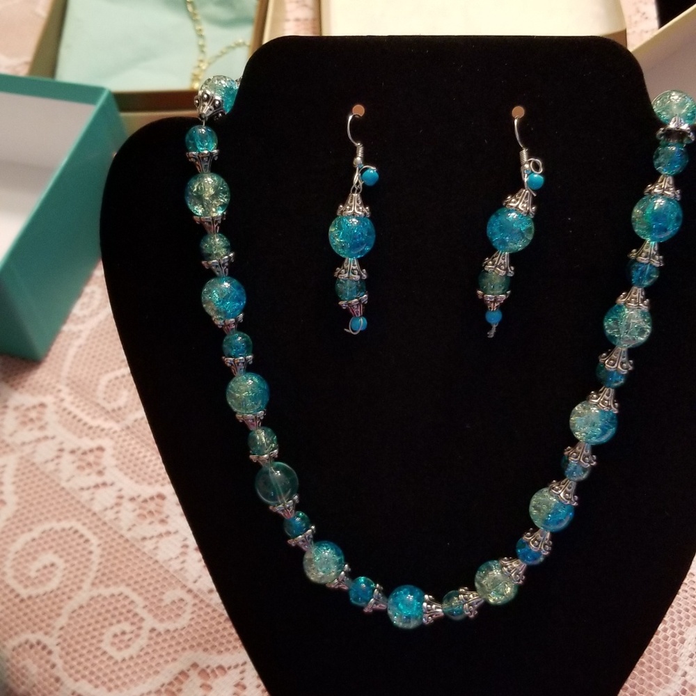 Necklace and earring sets glass beads